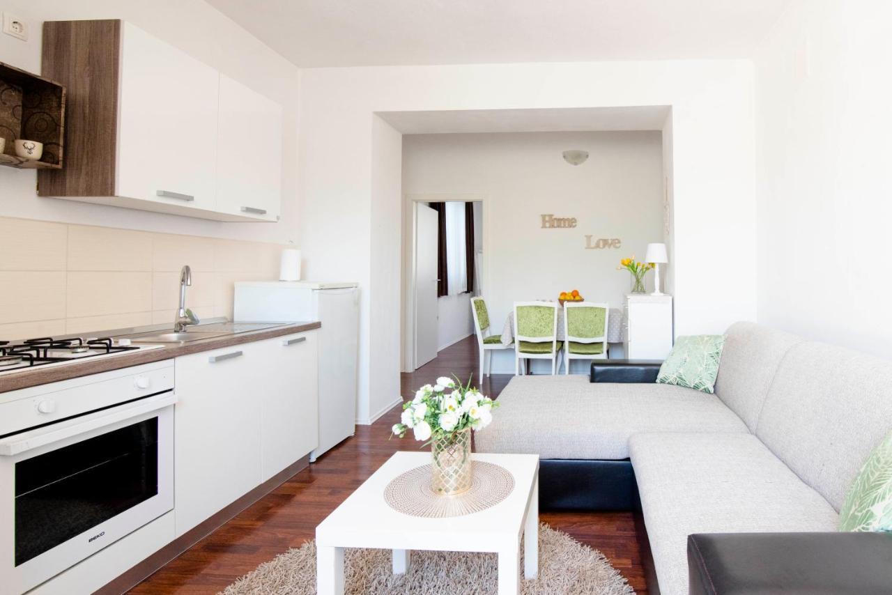 Apartment Alkar Sinj Eksteriør bilde