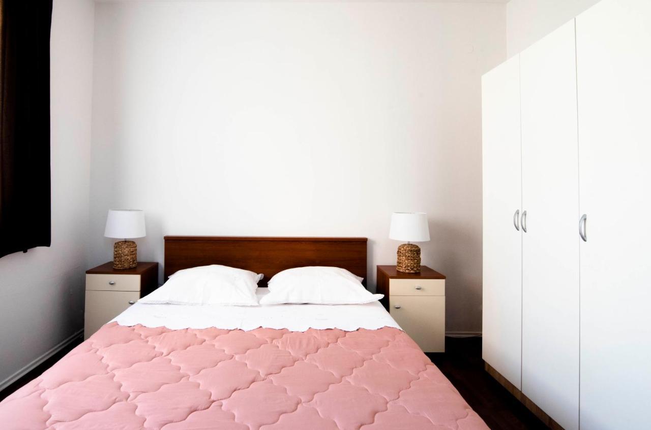 Apartment Alkar Sinj Eksteriør bilde